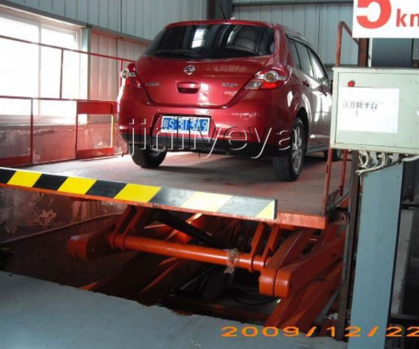 汽車舉升機